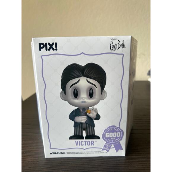 LIMITED EDITION 6000 PIECE Victor Corpse Bride Thrilljoy Vinyl Figure Movies Pcs - Picture 2 of 2